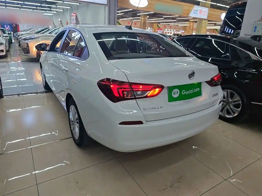 Buick Excelle 2020 15N CVT Elite фото 5