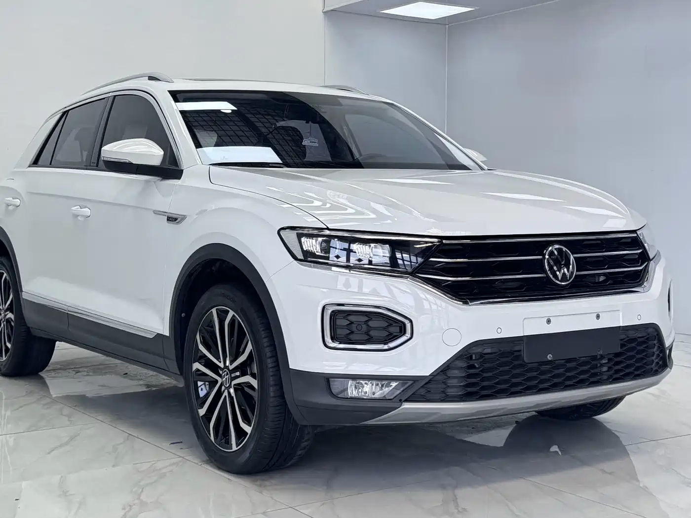 Volkswagen T-ROC 2022 280TSI DSG 2WD Comfort PLUS фото 3