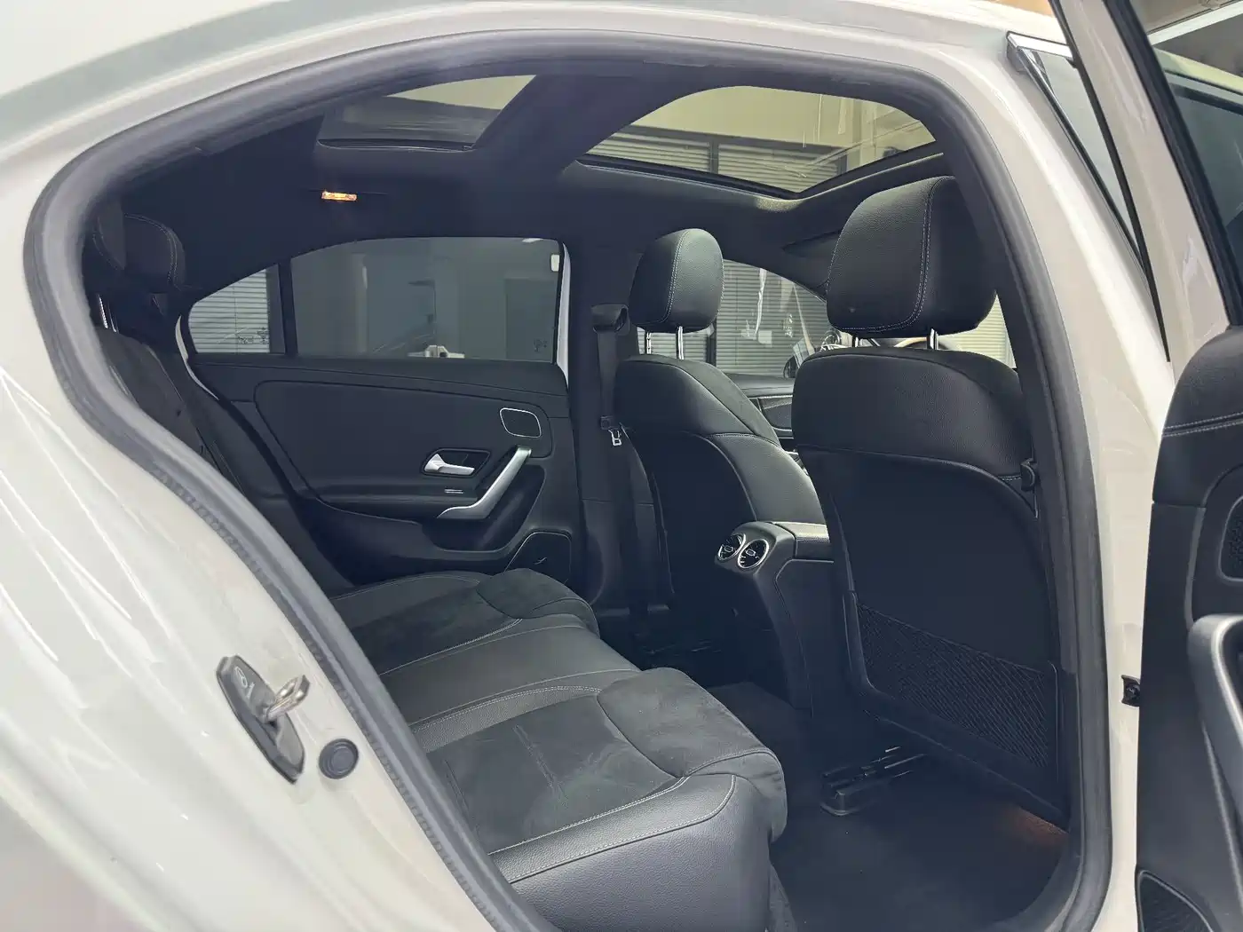 Mercedes-Benz A-Class 2020 Facelift A 200 L Sport Sedan Fashion фото 13