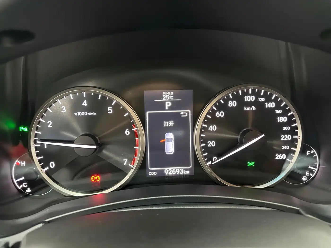 Lexus NX 2015 200t AWD F Sport фото 18
