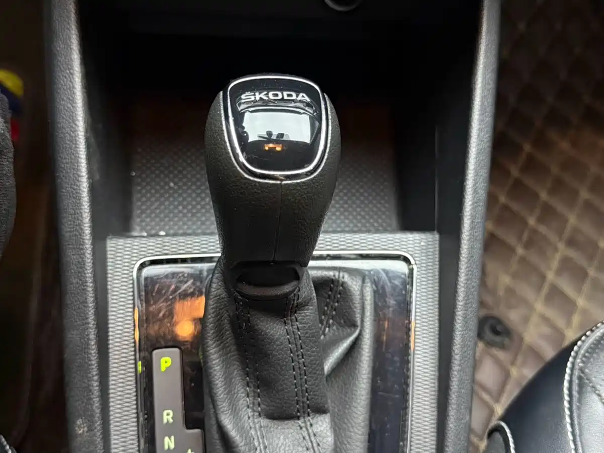Škoda Kamiq 2021 1.5L Auto Comfort Edition фото 12