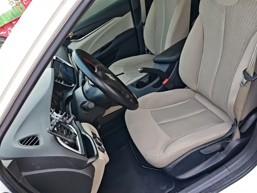 Buick Excelle 2017 15N Automatic Progressive фото 15