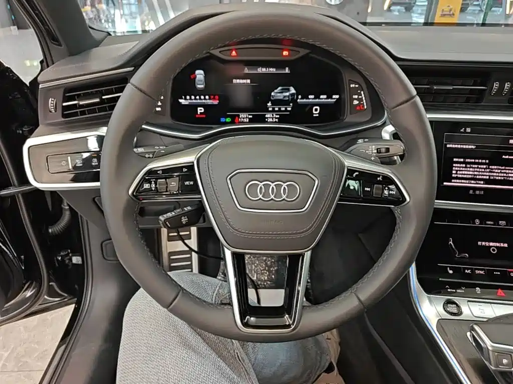 Audi A6L 2026 2026 Model Year 45 TFSI quattro Premium Dynamic
