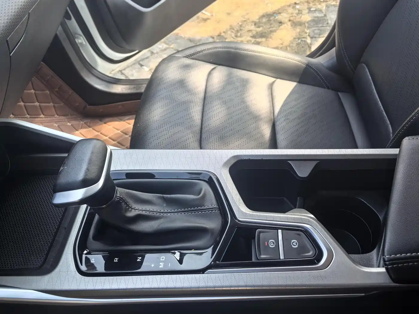 GEELY AUTOMOBILE EMGRAND