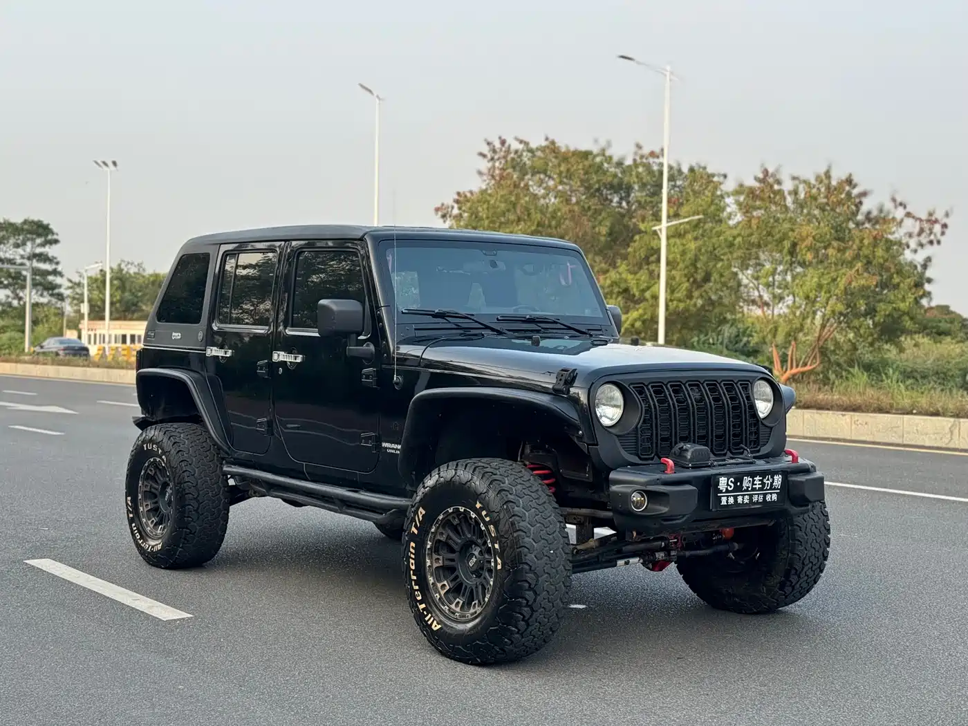 Photo 3 - Jeep Wrangler