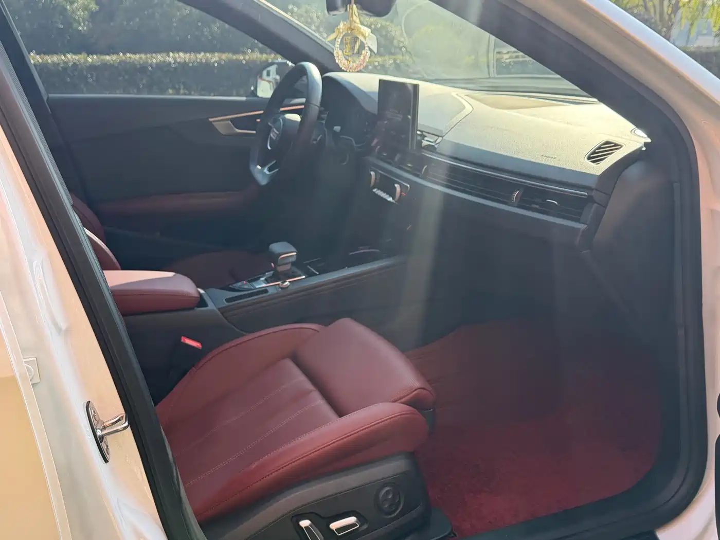 Audi A4L 2024 40 TFSI Luxury Dynamic фото 7