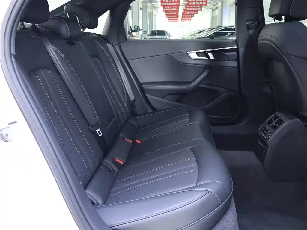 Audi A4L 2024 40 TFSI Luxury Dynamic (Starry Night Edition) фото 22