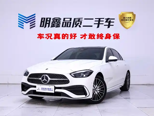 MERCEDES-BENZ CLASS C 2024