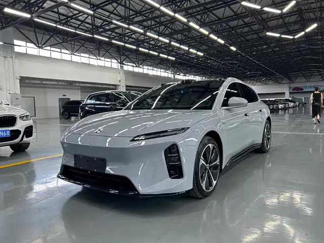 NIO NIO ET5T 2025 75kWh Touring