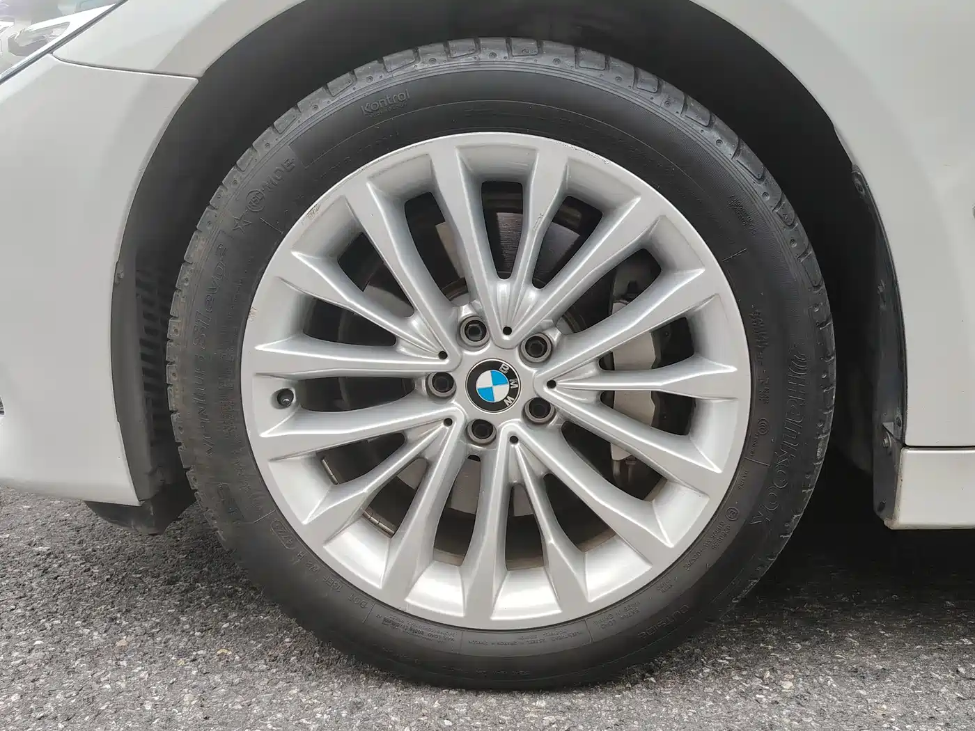 BMW 5 Series 2019 530Li Leading Luxury Package фото 22