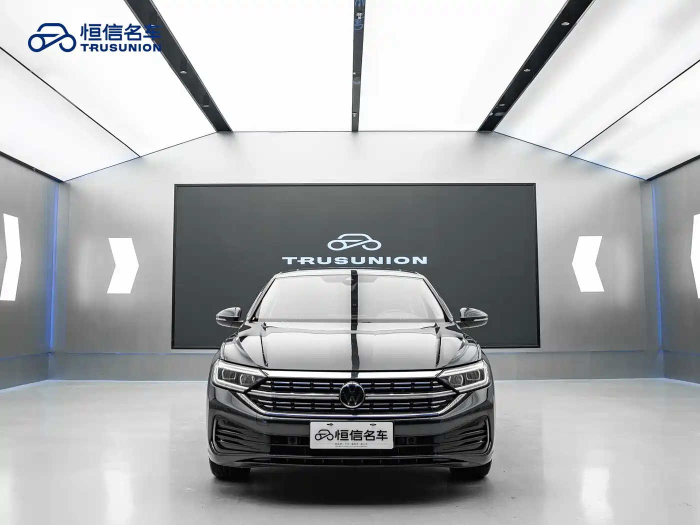 Volkswagen Sagitar 2023 300TSI DSG Excellence Edition фото 2