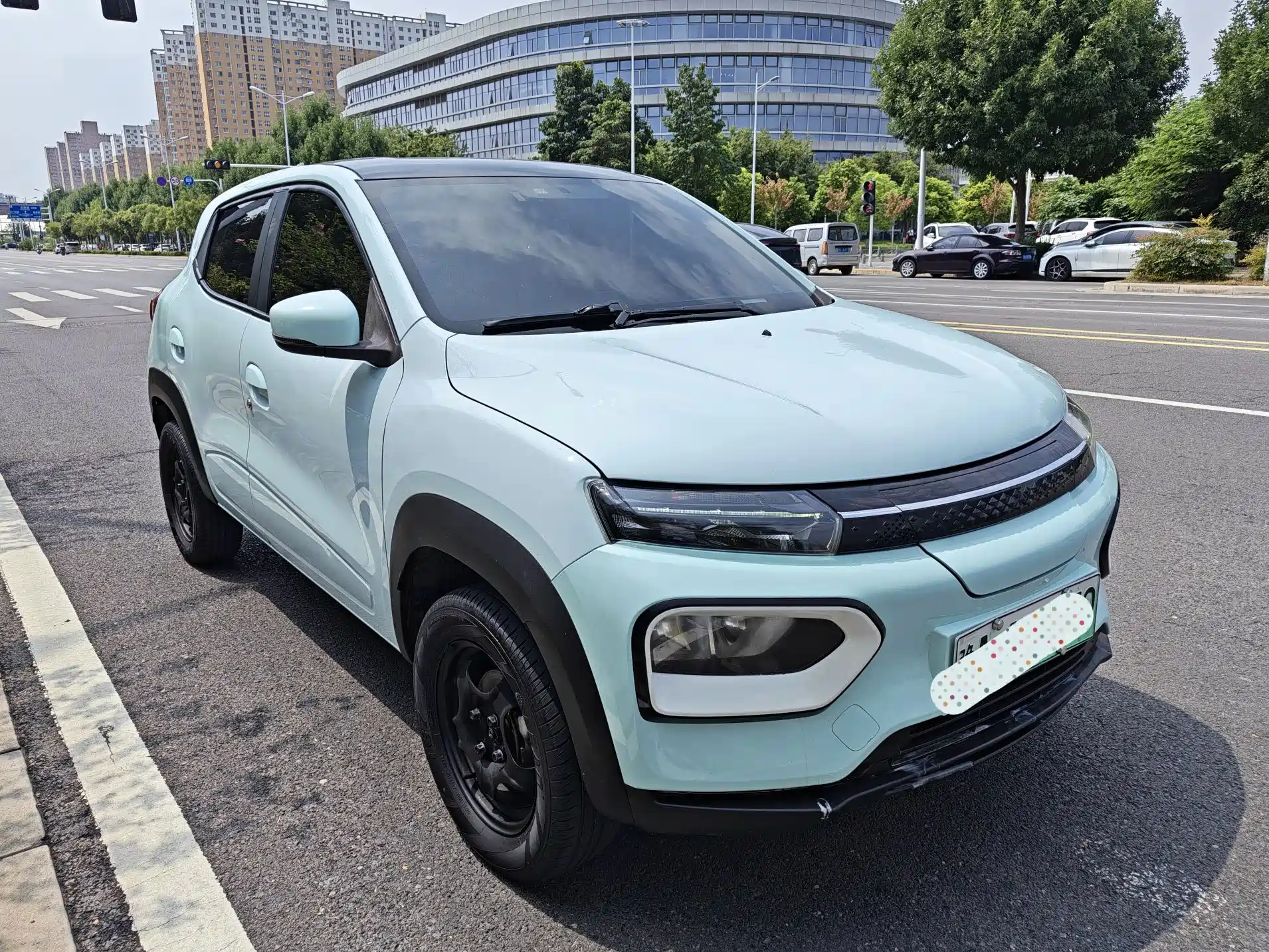 صورة 2 - Dongfeng Yipai Nano BOX