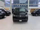 Фото 2 - Volkswagen Multivan