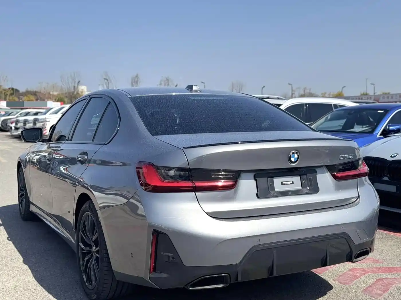 BMW 3 Series 2023 325Li M Sport Black Night Package фото 8