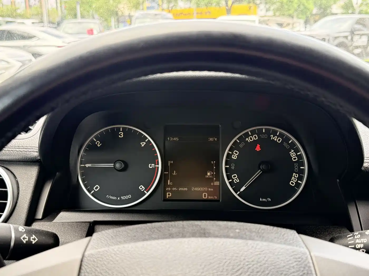 Land Rover Discovery 2013 3.0 SDV6 HSE Diesel фото 11