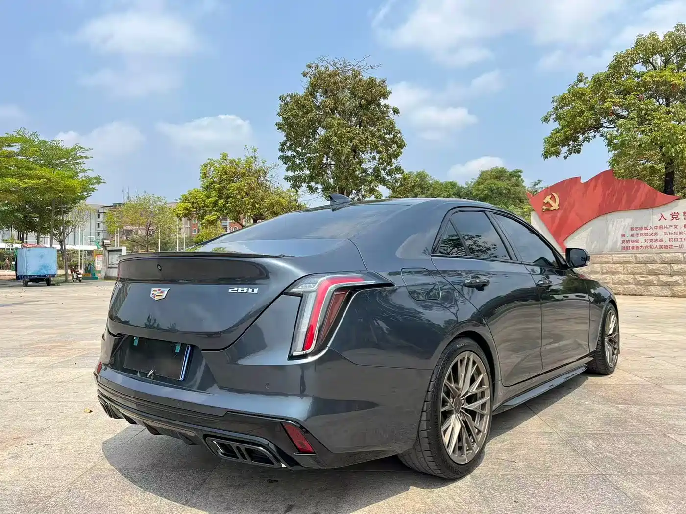 CADILLAC CT4