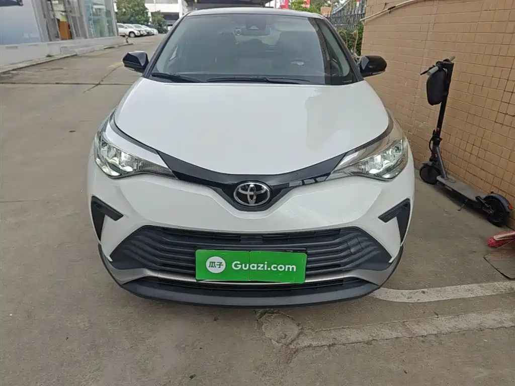 Toyota IZOA 2021 2.0L Yixing Edition фото 3