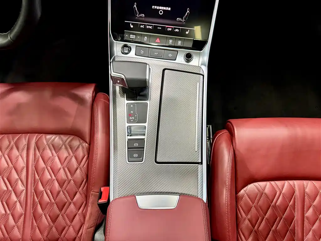 Audi A7L 2024 45 TFSI quattro Black Warrior Edition фото 21