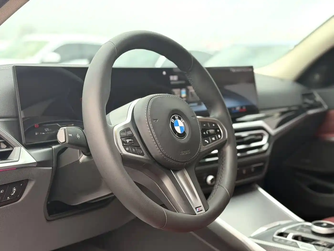 BMW 3 Series 2023 325Li M Sport Black Night Package фото 9