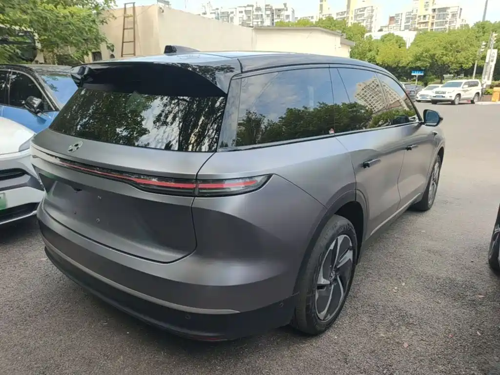 Фото 7 - NIO ES8