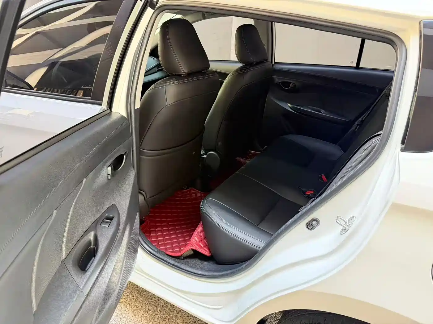 Toyota Vios FS 2017 1.5L CVT Fengchi Edition фото 8