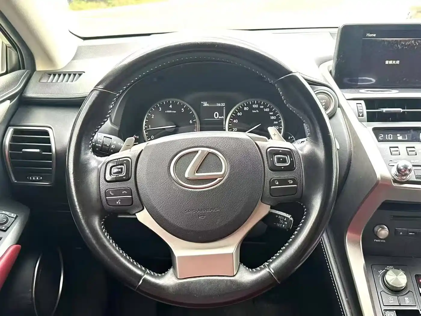 LEXUS NX