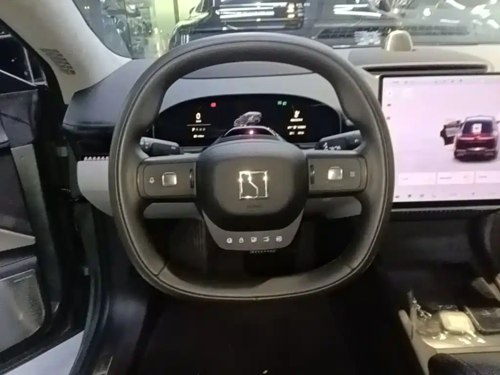 Фото 11 - ZEEKR 007