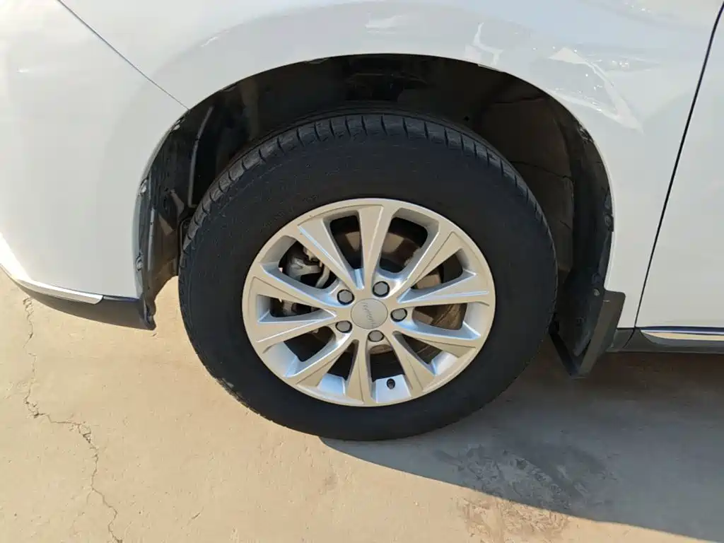 Фото 23 - Haval M6