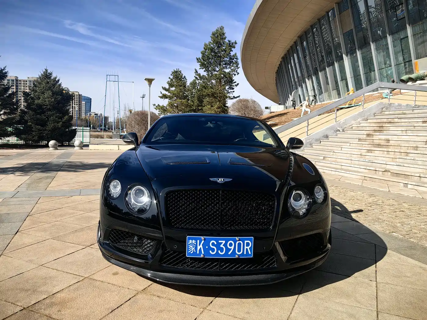 Photo 2 - Bentley Continental