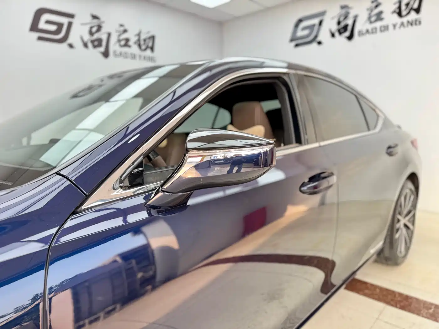 Lexus ES 2022 300h Ultimate Edition фото 5