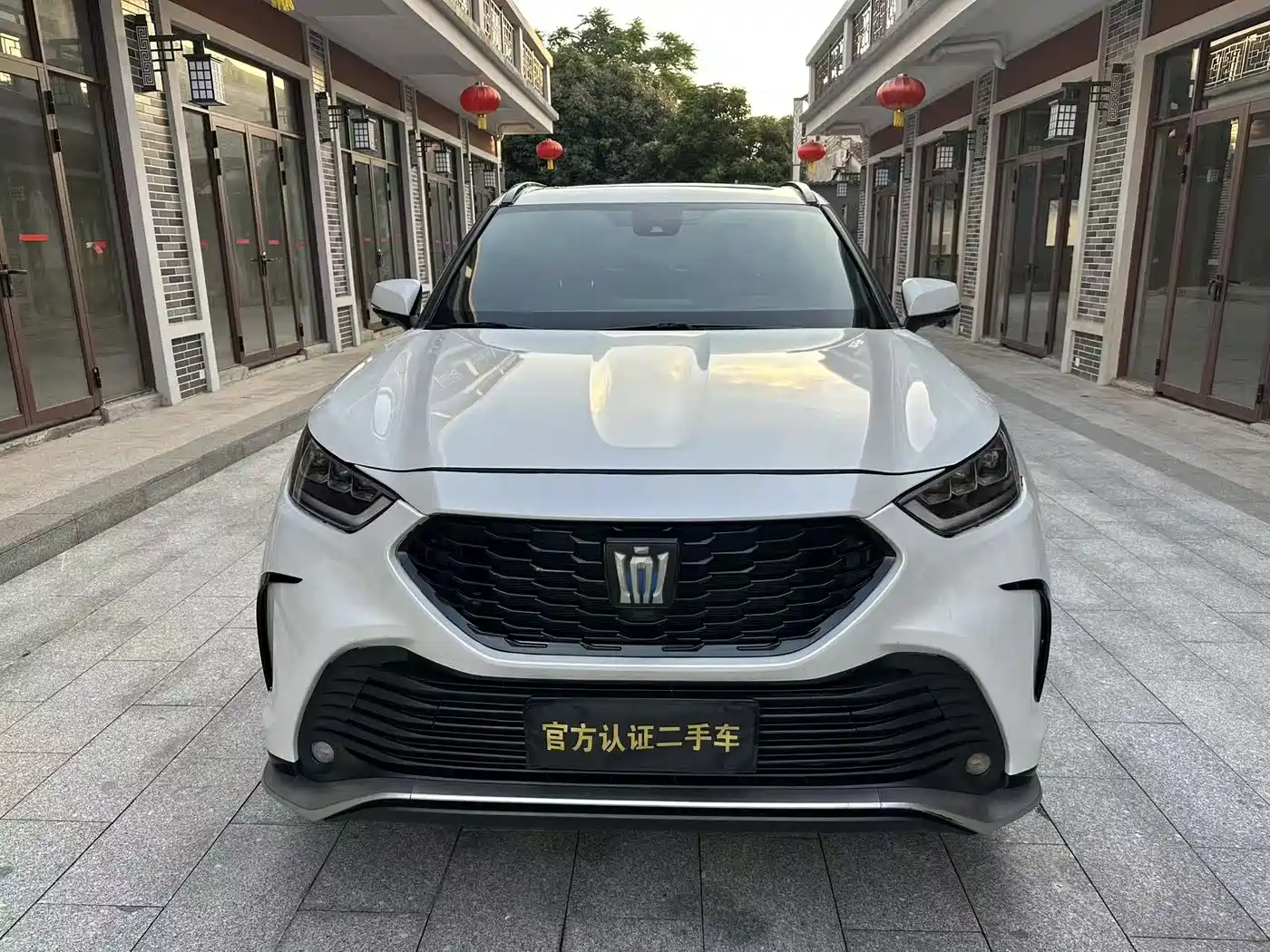 Toyota Crown Kluger 2021 2.5L HEV 4WD Luxury фото 2
