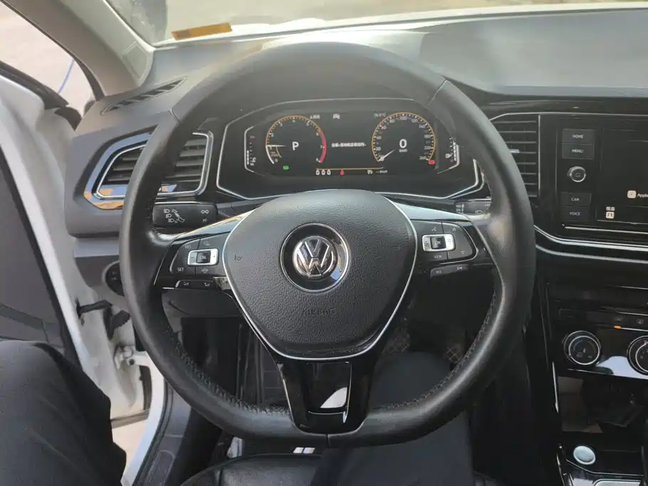 Photo 15 - Volkswagen T-ROC