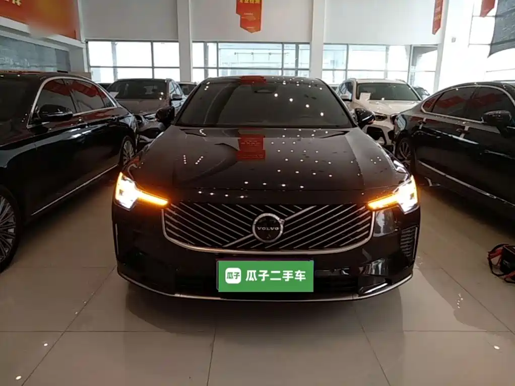 Volvo S90 2025 2026 B5 Zhiyuan Luxury Edition