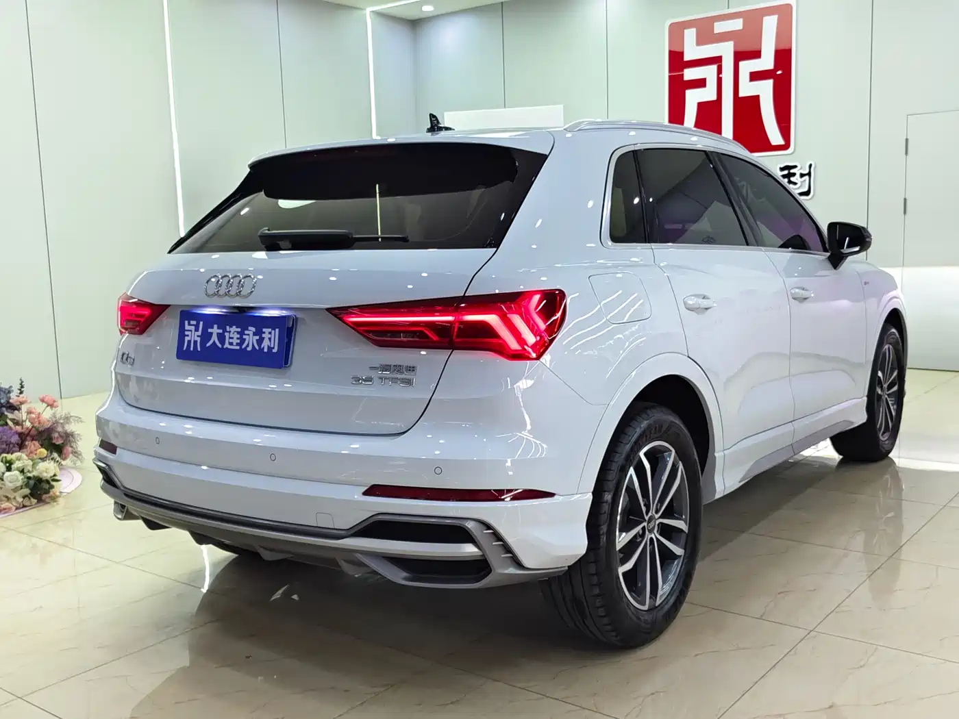 Audi Q3 2023 35 TFSI Progressive Dynamic (1.4T) фото 4
