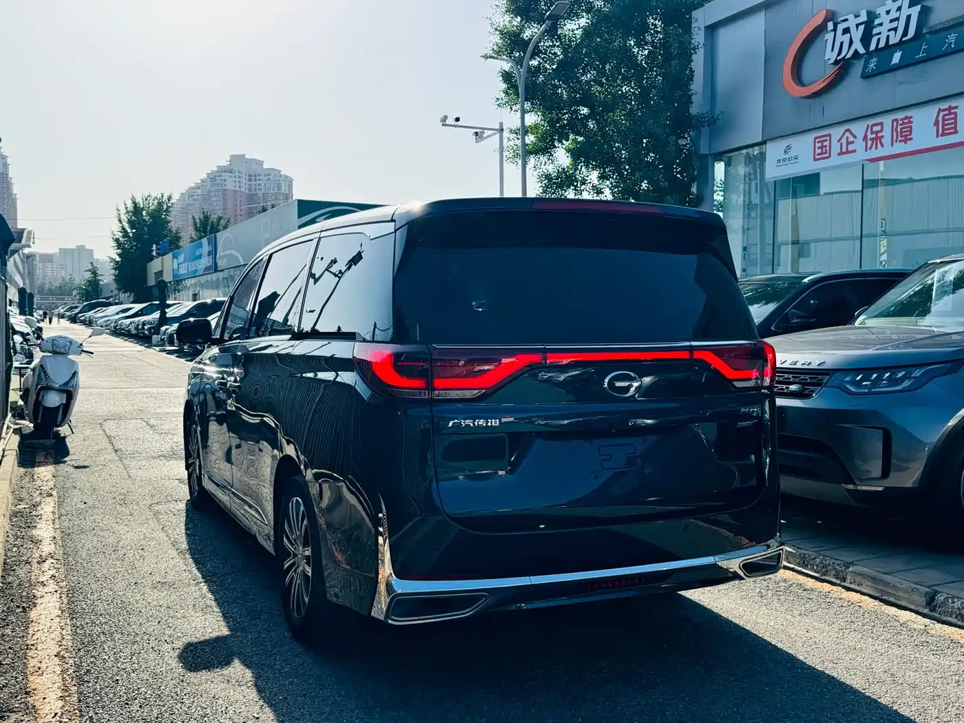 GAC TRUMPCHI M8