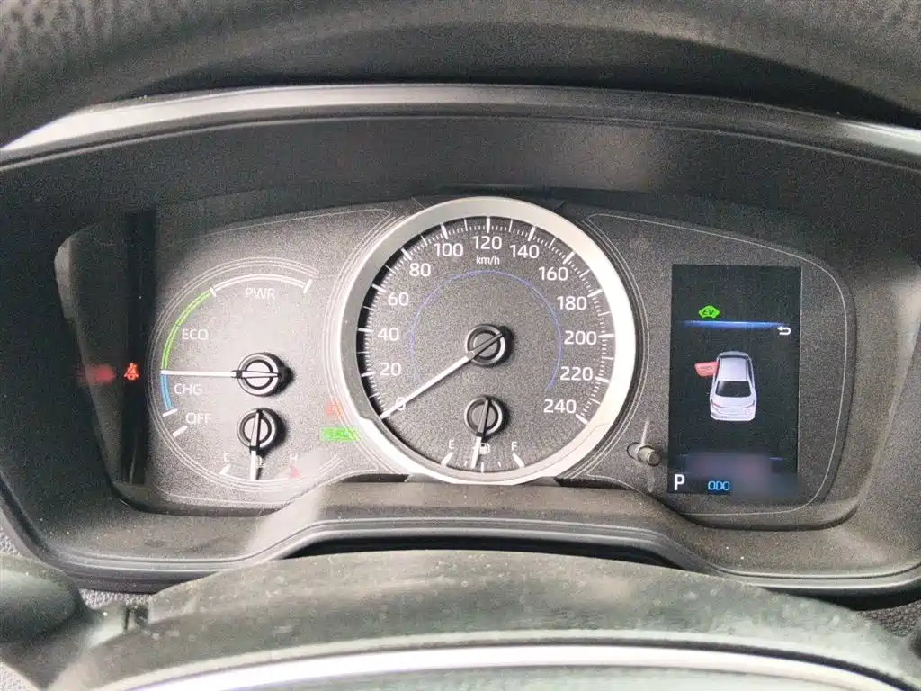 Toyota Corolla 2021 Hybrid 1.8L E-CVT Elite Edition фото 4