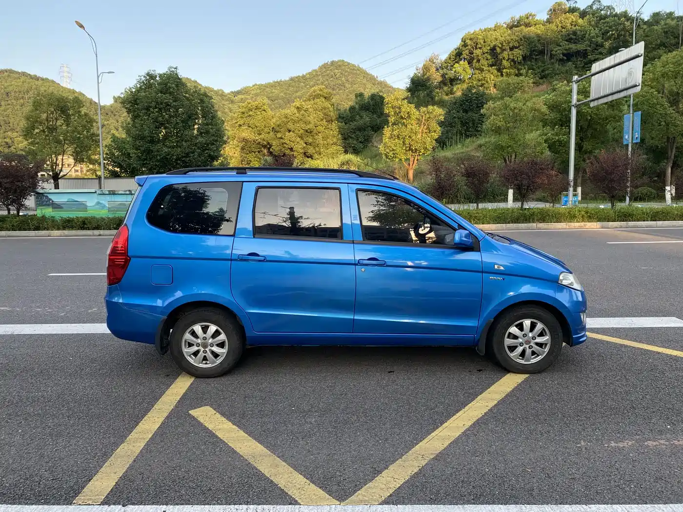 Wuling Motors Wuling Hongguang 2014 2014 1.5L S Standard