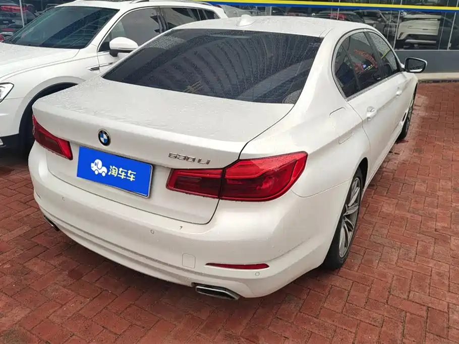 BMW 5 Series 2018 528Li Launch Special Edition фото 3