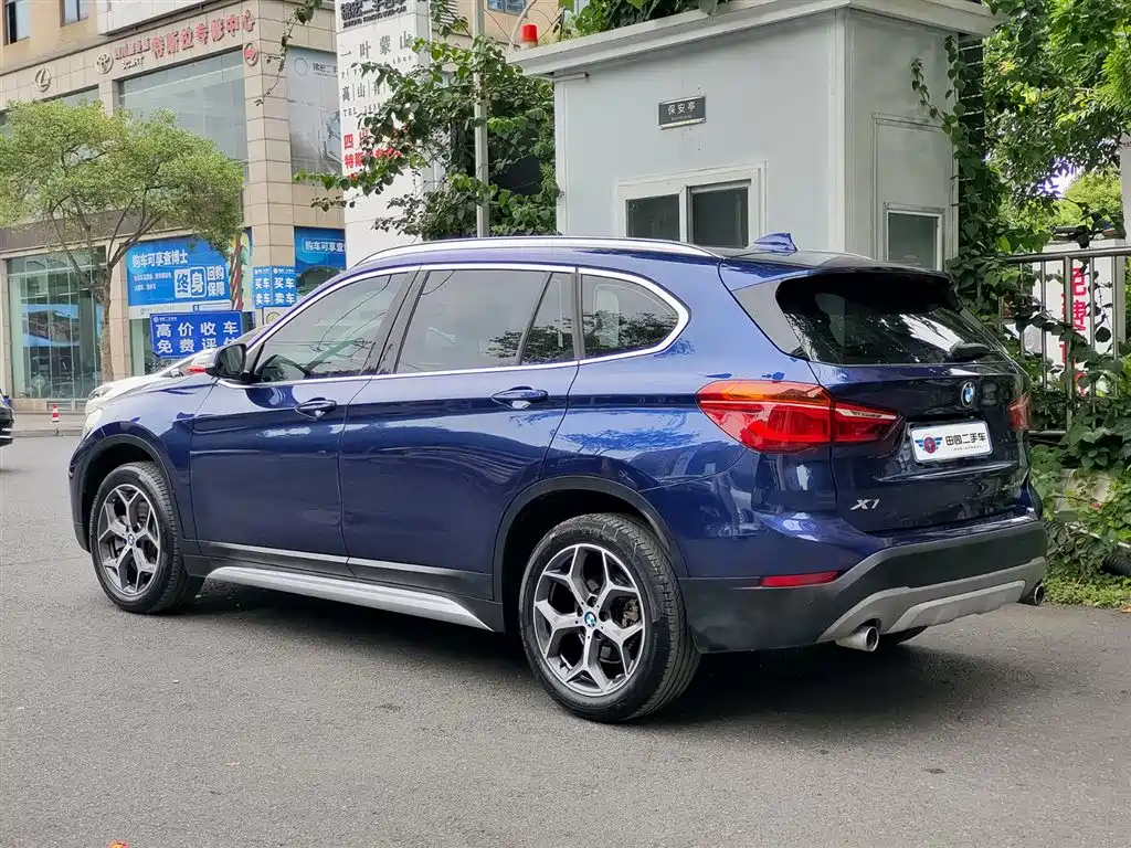 BMW X1 2019 xDrive20Li Premium Model фото 4
