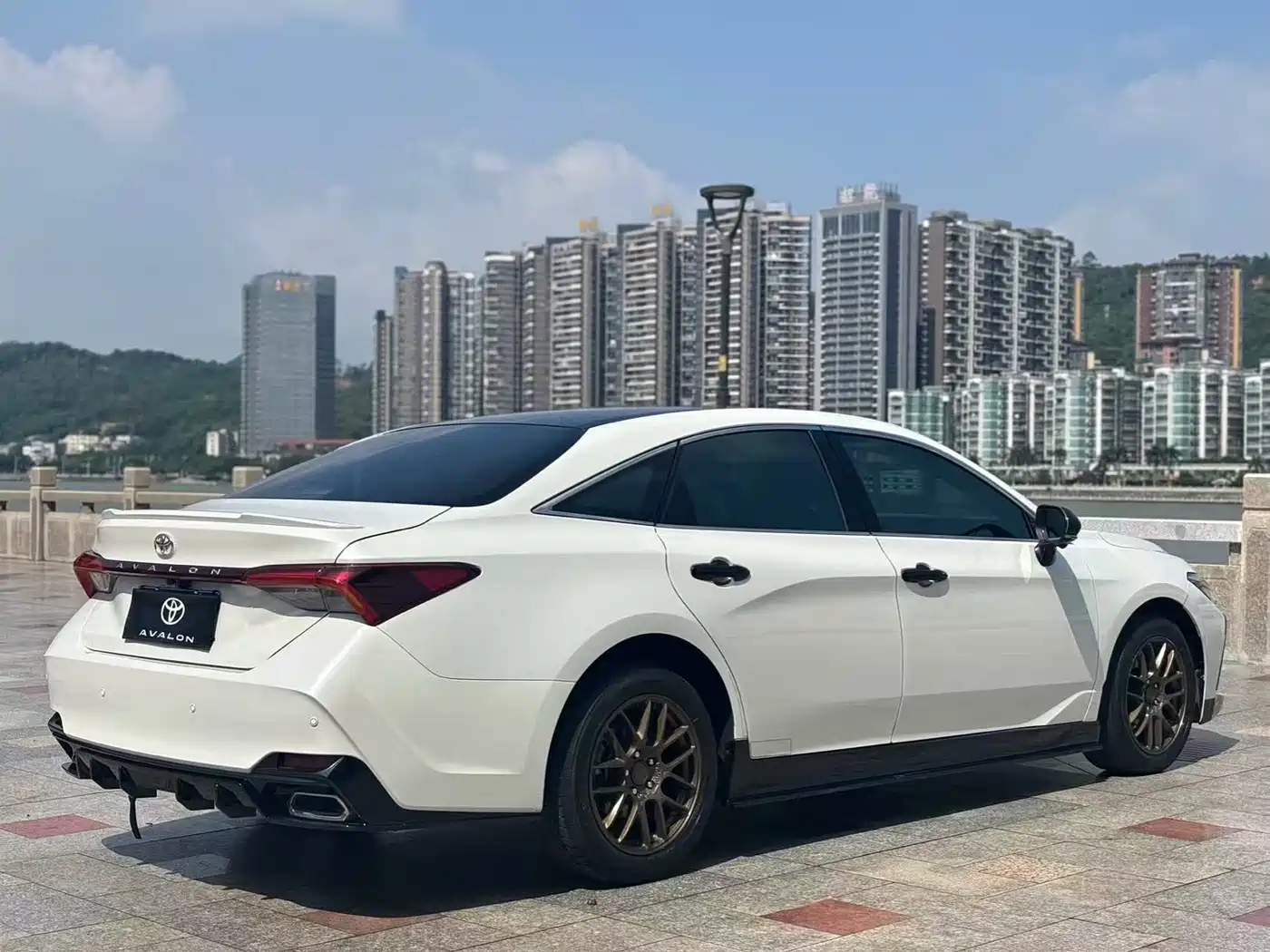 Toyota Avalon 2019 2.5L Progressive Edition China V фото 9