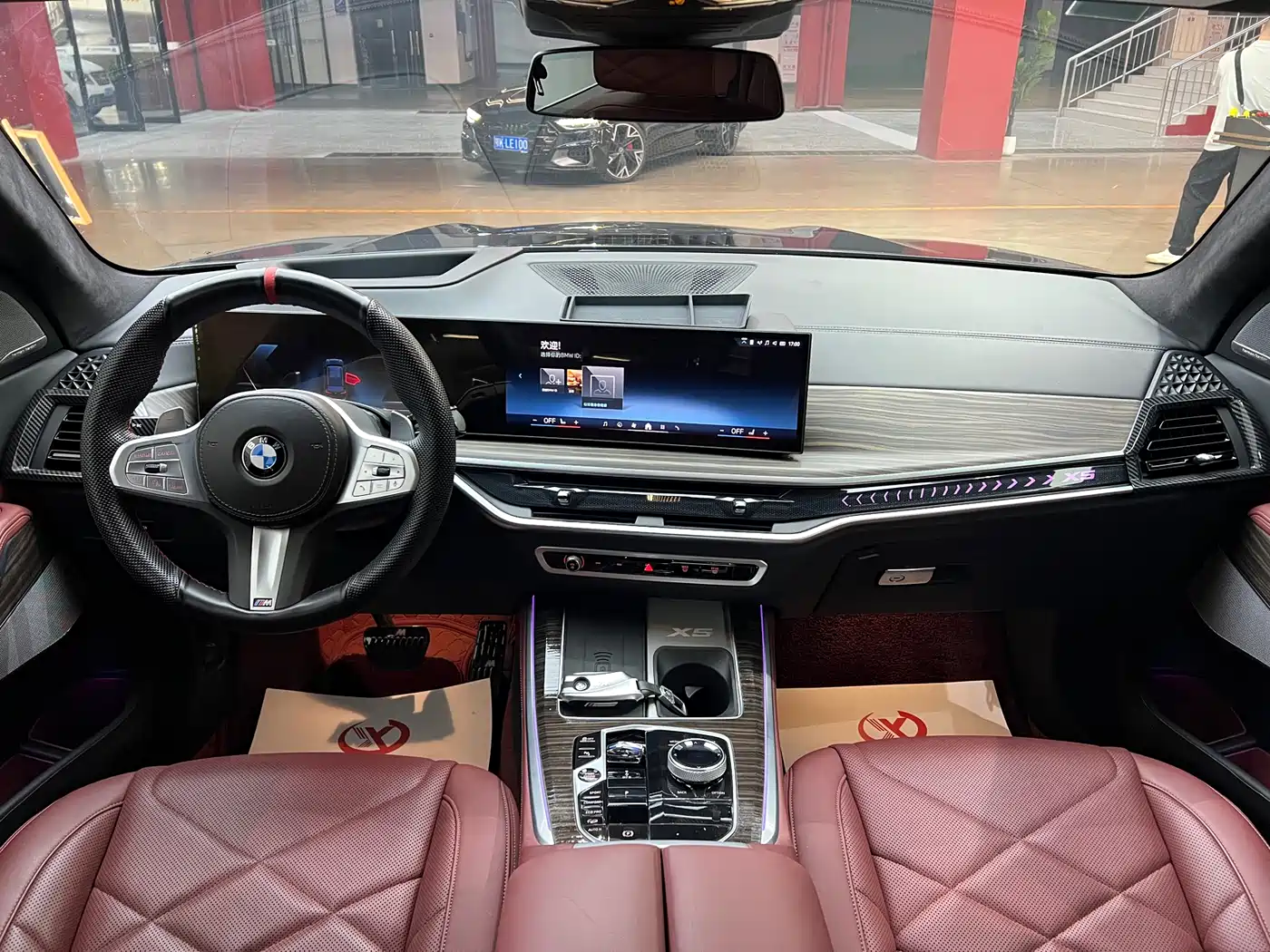 BMW X5 2023 xDrive 40Li M Sport Package фото 7