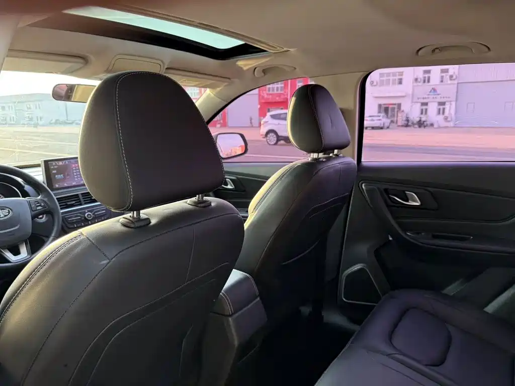 Besturn X40 2018 2018 Internet Celebrity Edition 1.6L Manual Luxury