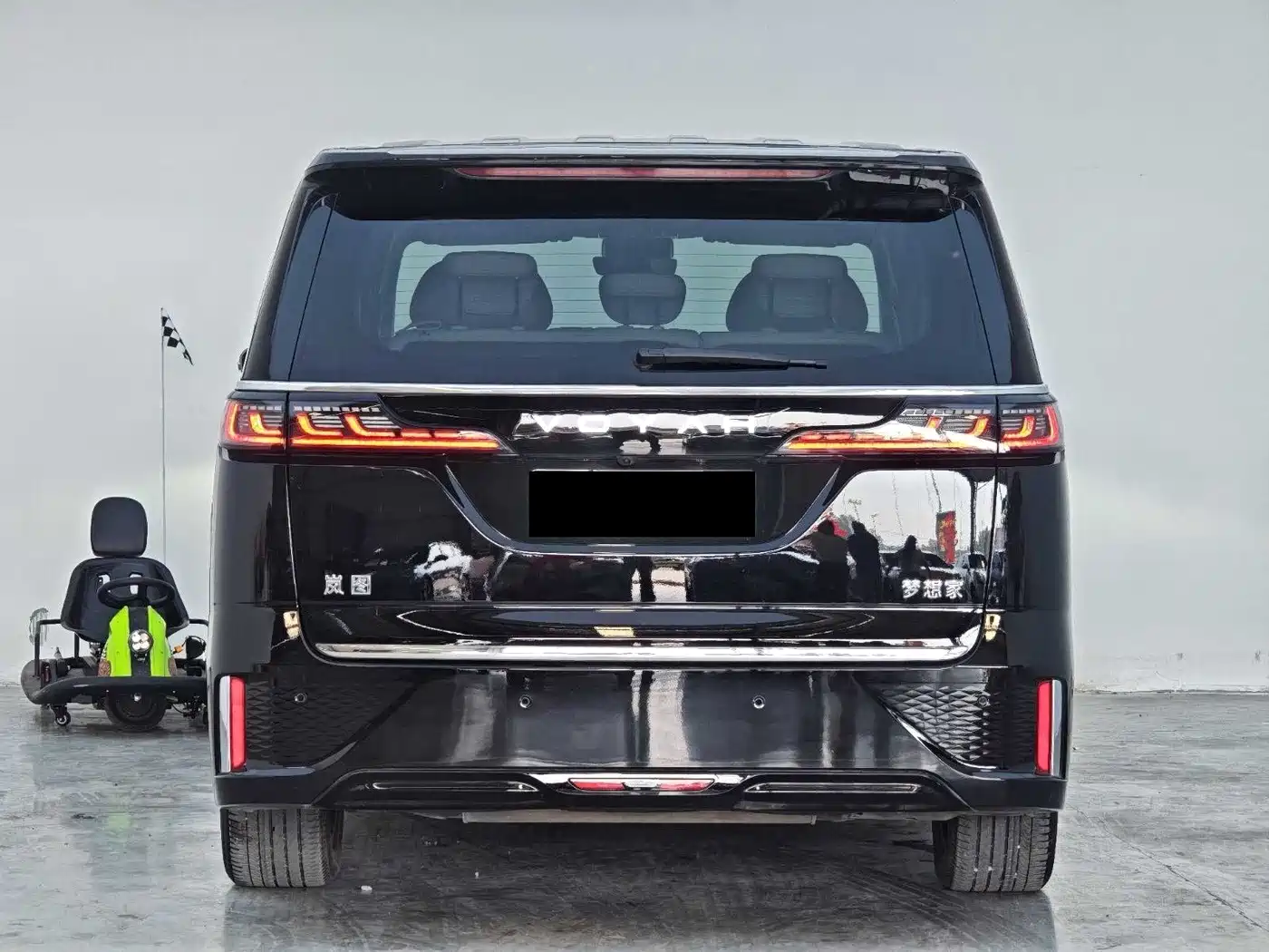 Voyah Dreamer 2026 2025 PHEV AWD Excellent Kunpeng Edition
