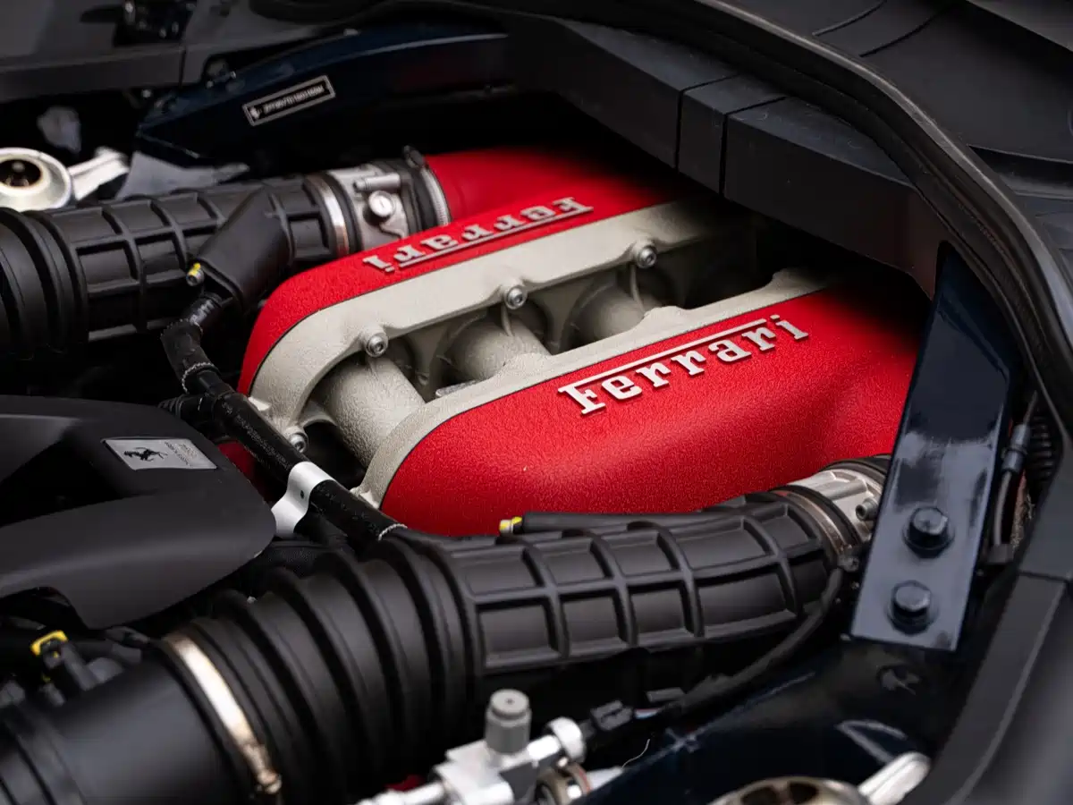 Ferrari Purosangue 2026 2023 6.5L V12