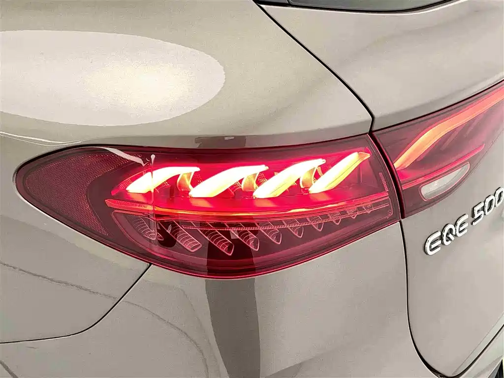 Mercedes-Benz EQE SUV 2024 500 4MATIC Flagship Edition фото 15