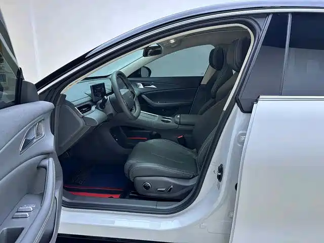 Dongfeng Fengxing Stellar S7 2026 2026 Model 650 Ultra-Fast Charge Luxury Edition