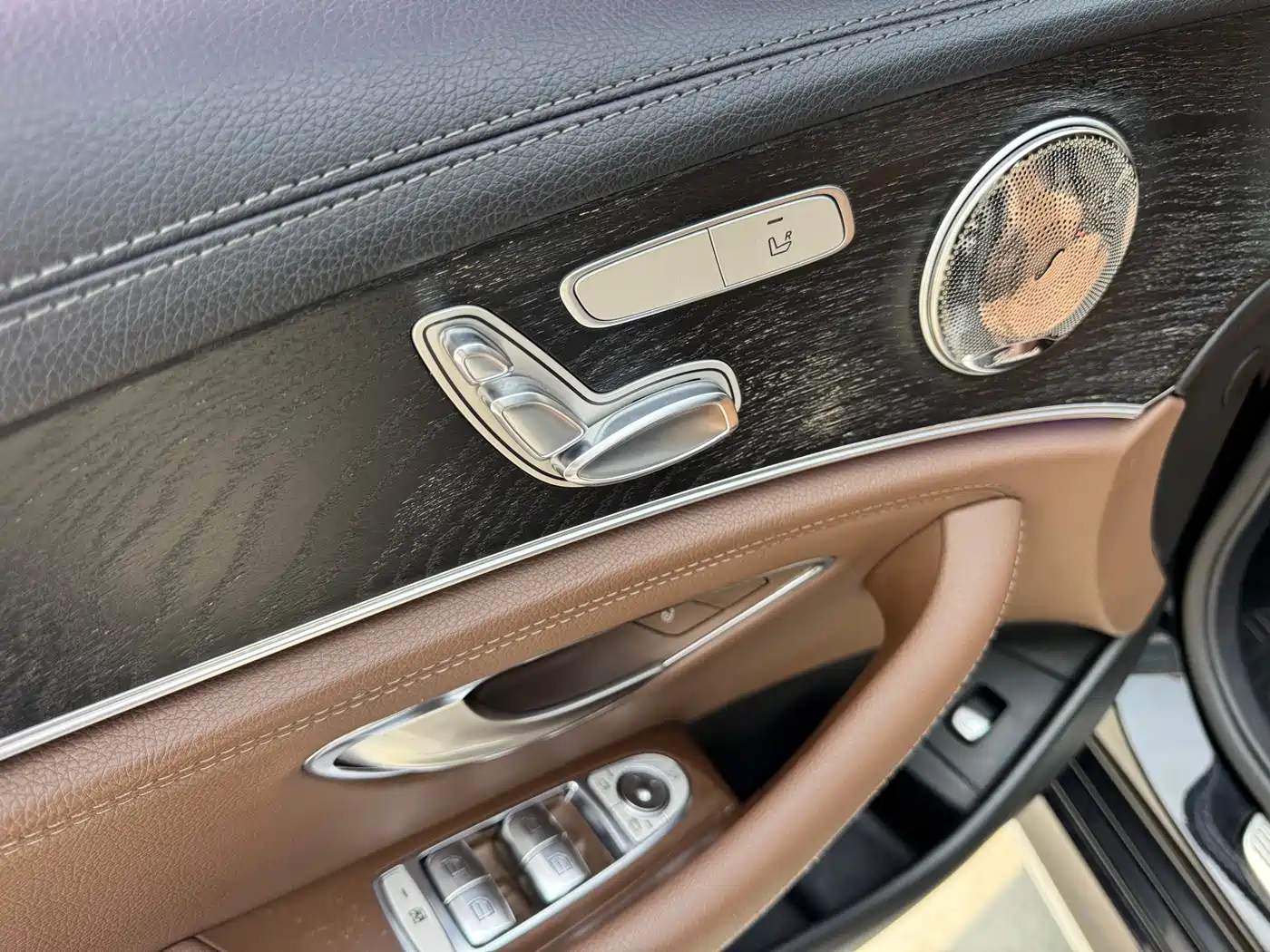 Mercedes-Benz E-Class 2016 E 200 L Sport Type фото 6