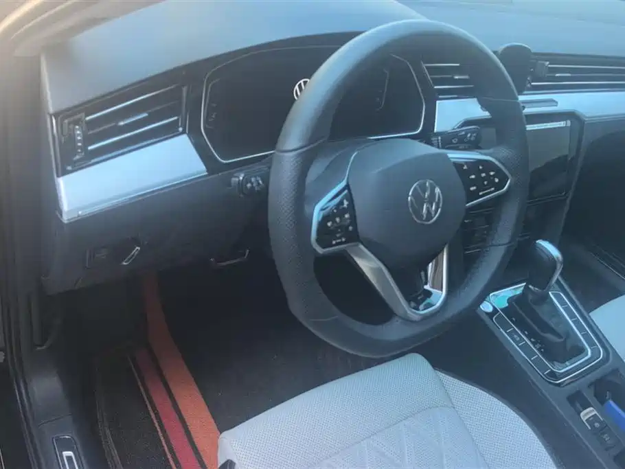 Volkswagen Magotan 2025 Facelift Public Edition 330TSI DSG Luxury фото 12