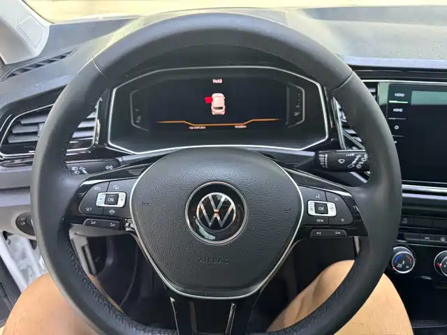 Volkswagen T-ROC 2022 280TSI DSG 2WD Comfort PLUS — фото 5