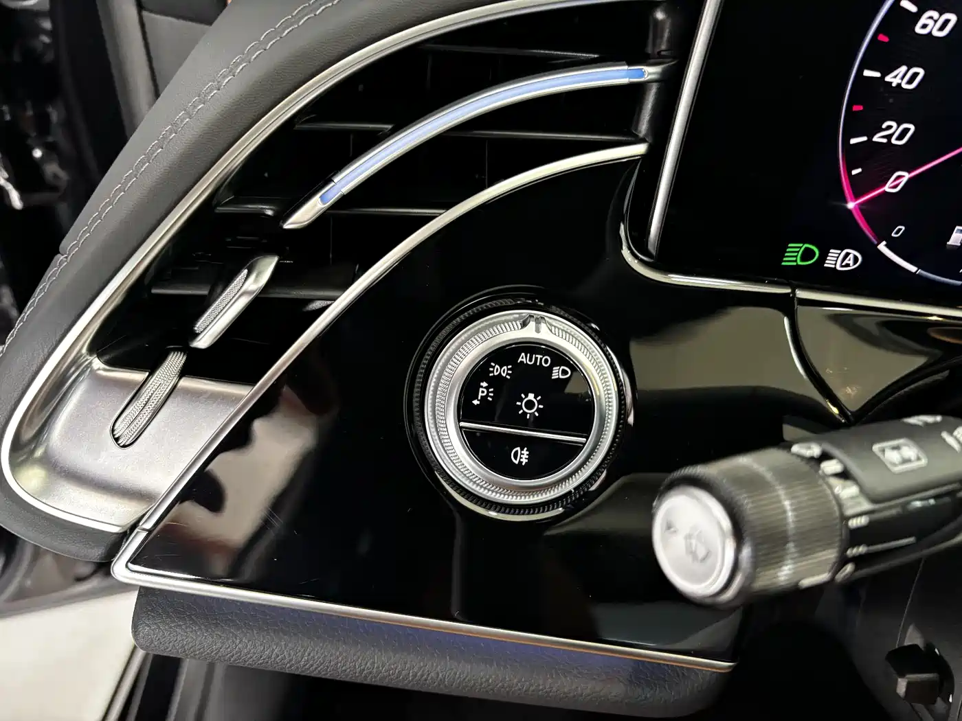 MERCEDES-BENZ E CLASS NEW ENERGY